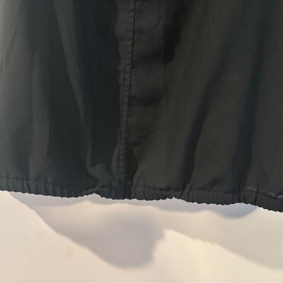 GAP Black Sleeveless Tank Top - Picture 4 of 4